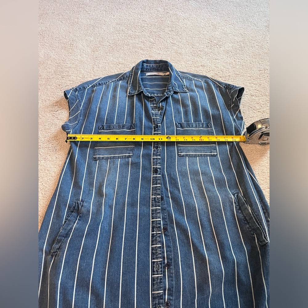 Denim buttondown shirt dress - Picture 8 of 10